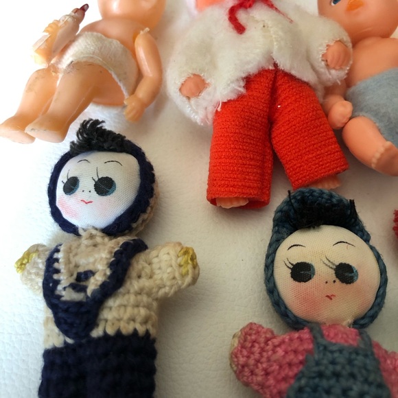 Lot of Vintage Dolls Hong Kong & Hand Made & more - Picture 10 of 16